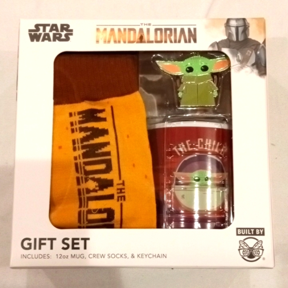 3 Pc Grogu The Mandalorian CULTUREFLY Mug, Socks, Keychain Gift Set nib